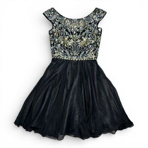 Sherri Hill Cocktail dress Size 6